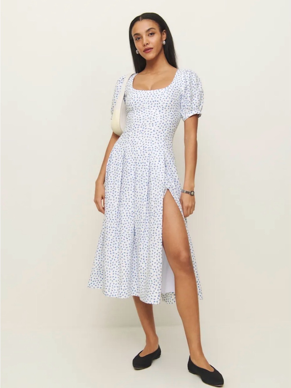 Reformation Coucou Linen Dress
hanna